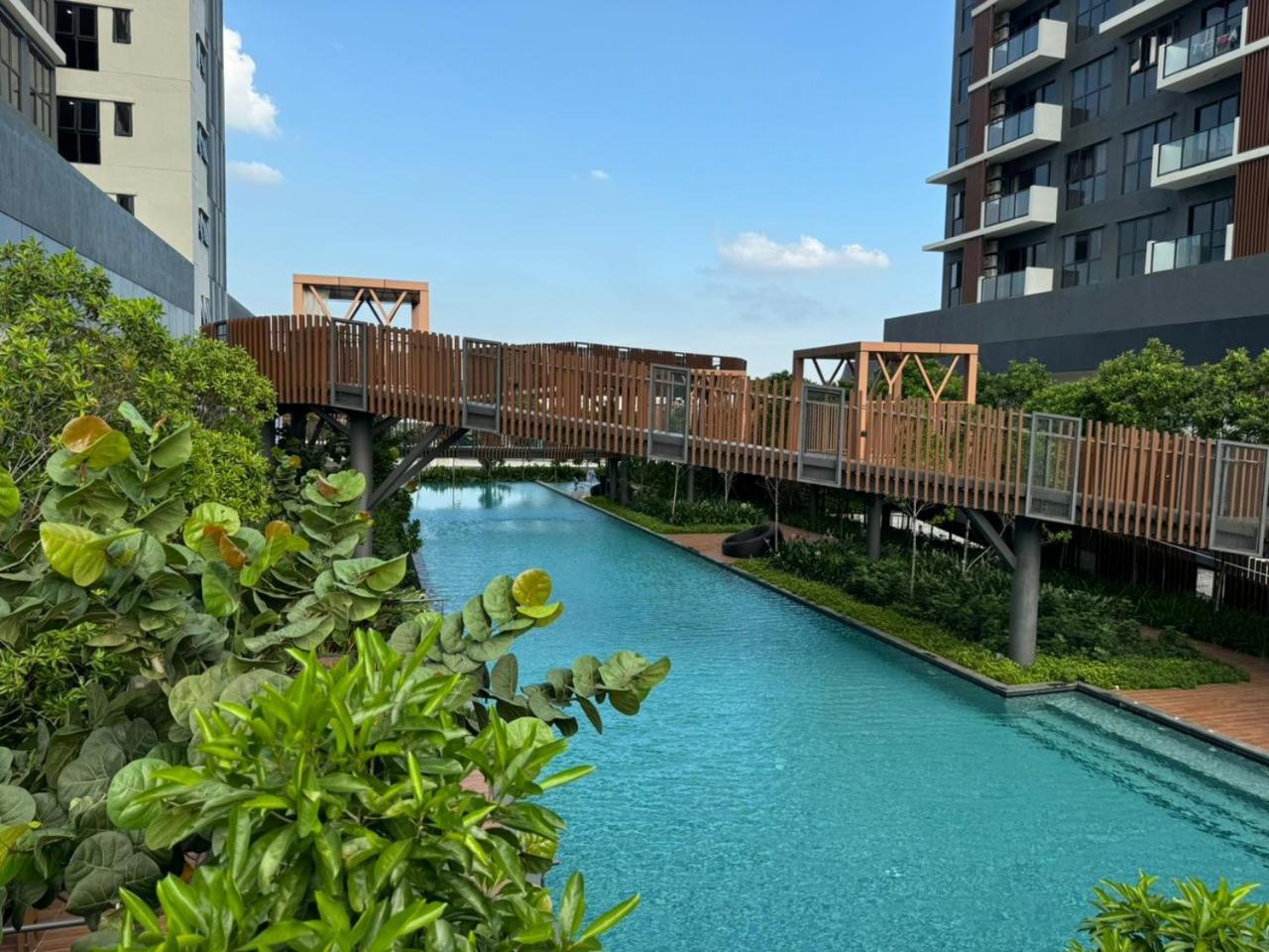Trion 2, Klcc Trx Ikea At Chan Sow Lin, By One Pangsapuri *