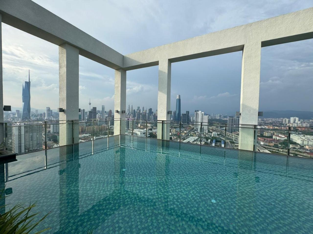 Trion 2, Klcc Trx Ikea At Chan Sow Lin, By One Pangsapuri Kuala Lumpur
