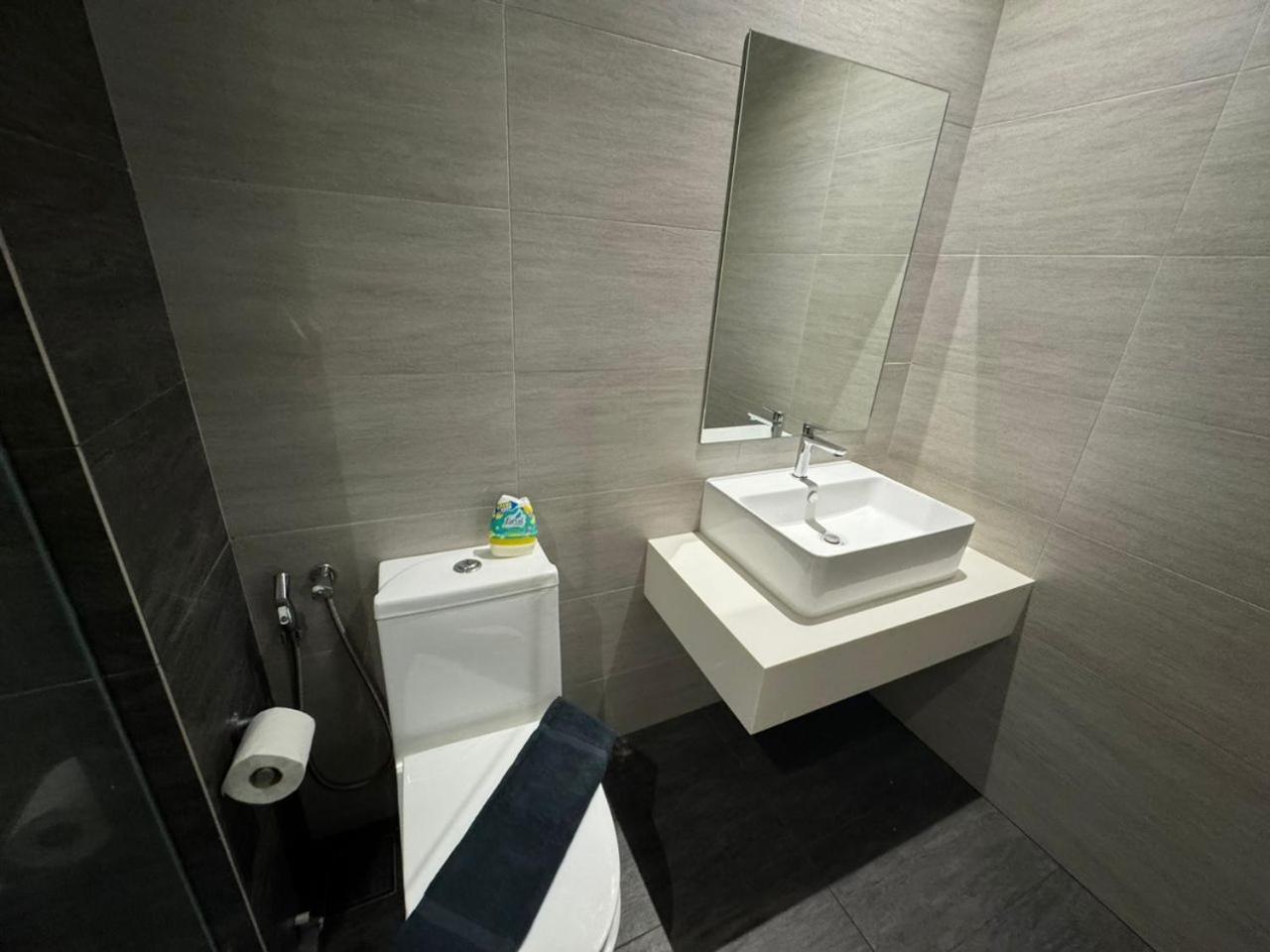 Trion 2, Klcc Trx Ikea At Chan Sow Lin, By One *