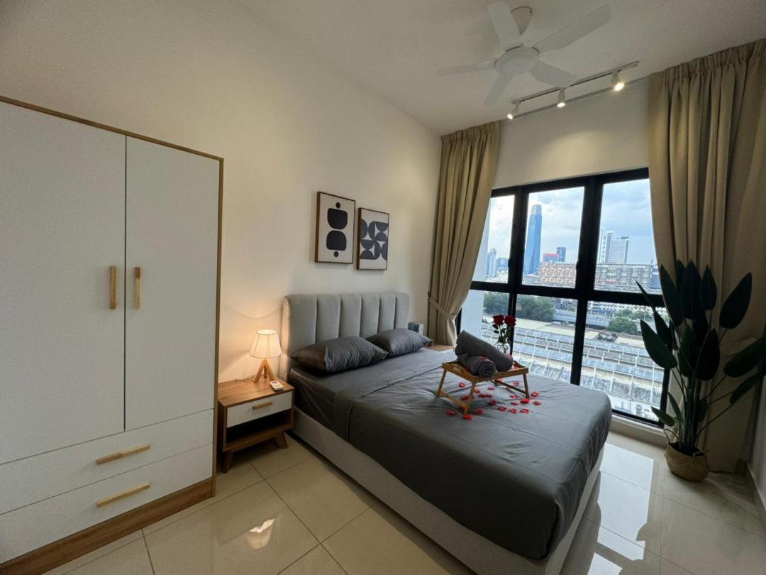 Pangsapuri Trion 2, Klcc Trx Ikea At Chan Sow Lin, By One *
