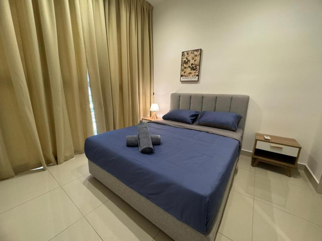 Trion 2, Klcc Trx Ikea At Chan Sow Lin, By One