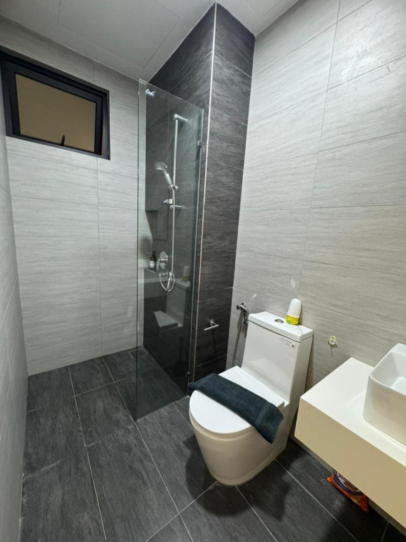 Trion 2, Klcc Trx Ikea At Chan Sow Lin, By One Pangsapuri *