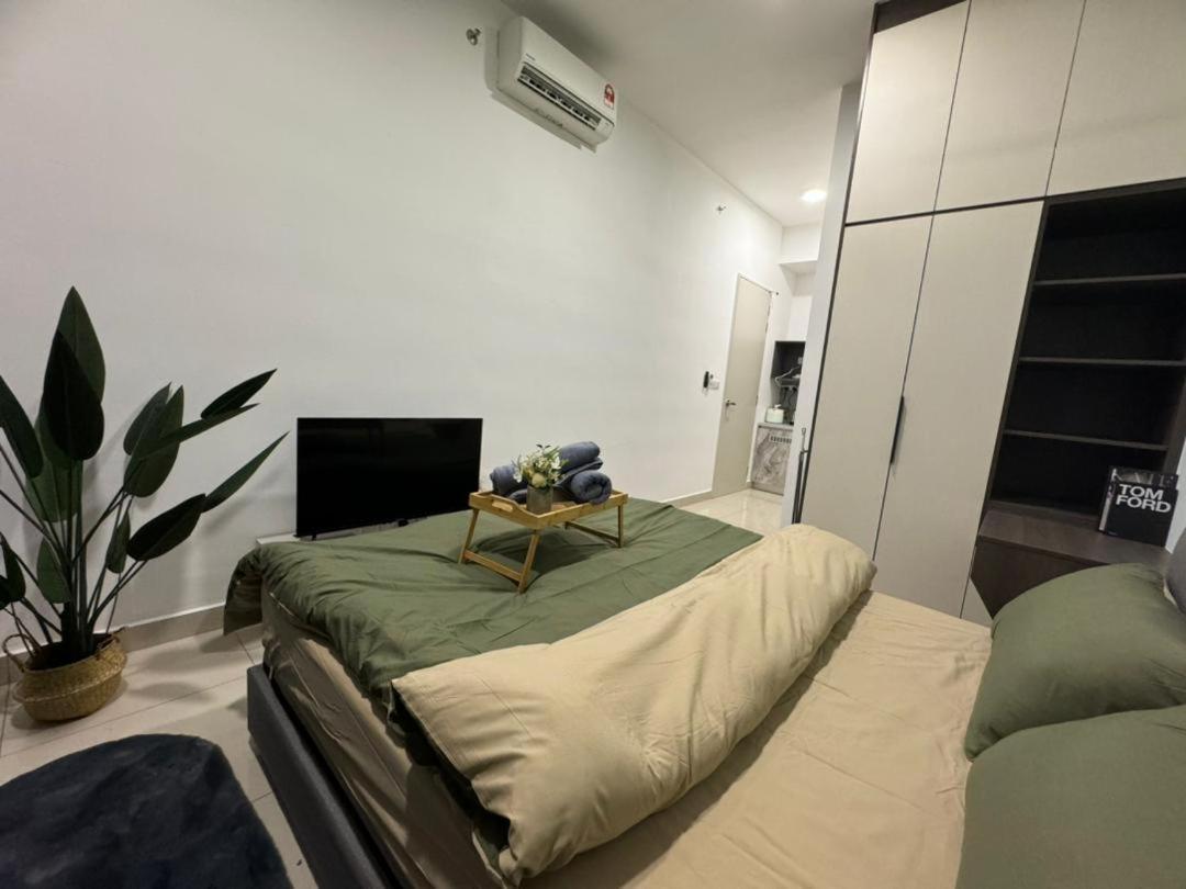 Pangsapuri Trion 2, Klcc Trx Ikea At Chan Sow Lin, By One